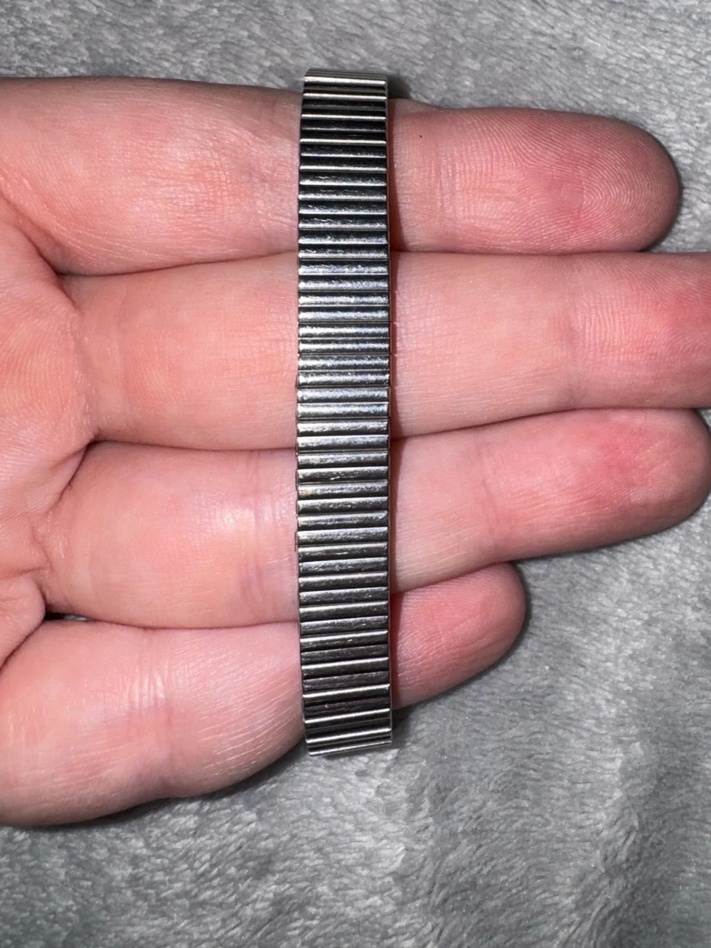 Vintage Silver-Tone Stretch Bracelet Watch
